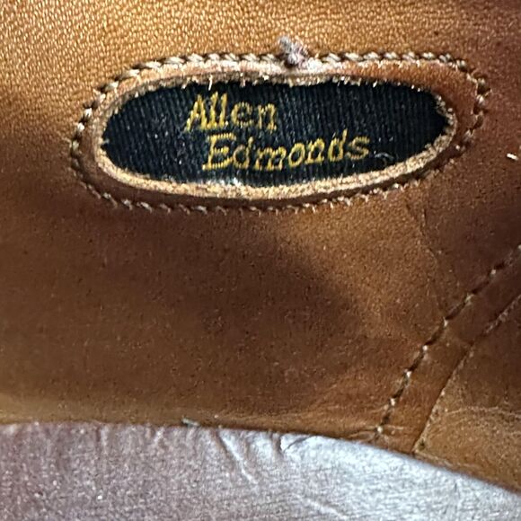 Allen Edmonds McTavish Men\'s Size 8 Oxford Wingtip Dress Shoes Black Red Laces